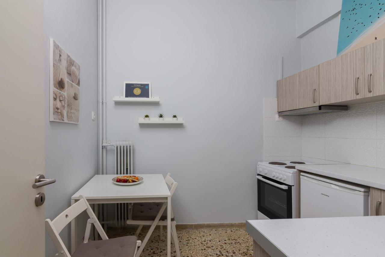 Kerameikos Metro Apartment For 4 Aten Exteriör bild